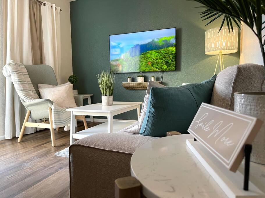 Contemporary 2-Bedroom Rental Unit イーグル・パス エクステリア 写真